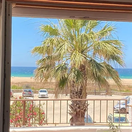 Apartment Beachfront Apartament Lances *